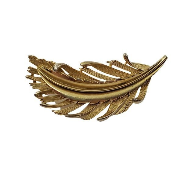 Lisner Feather Brooch Pin Gold Tone Textured Swirl 20$